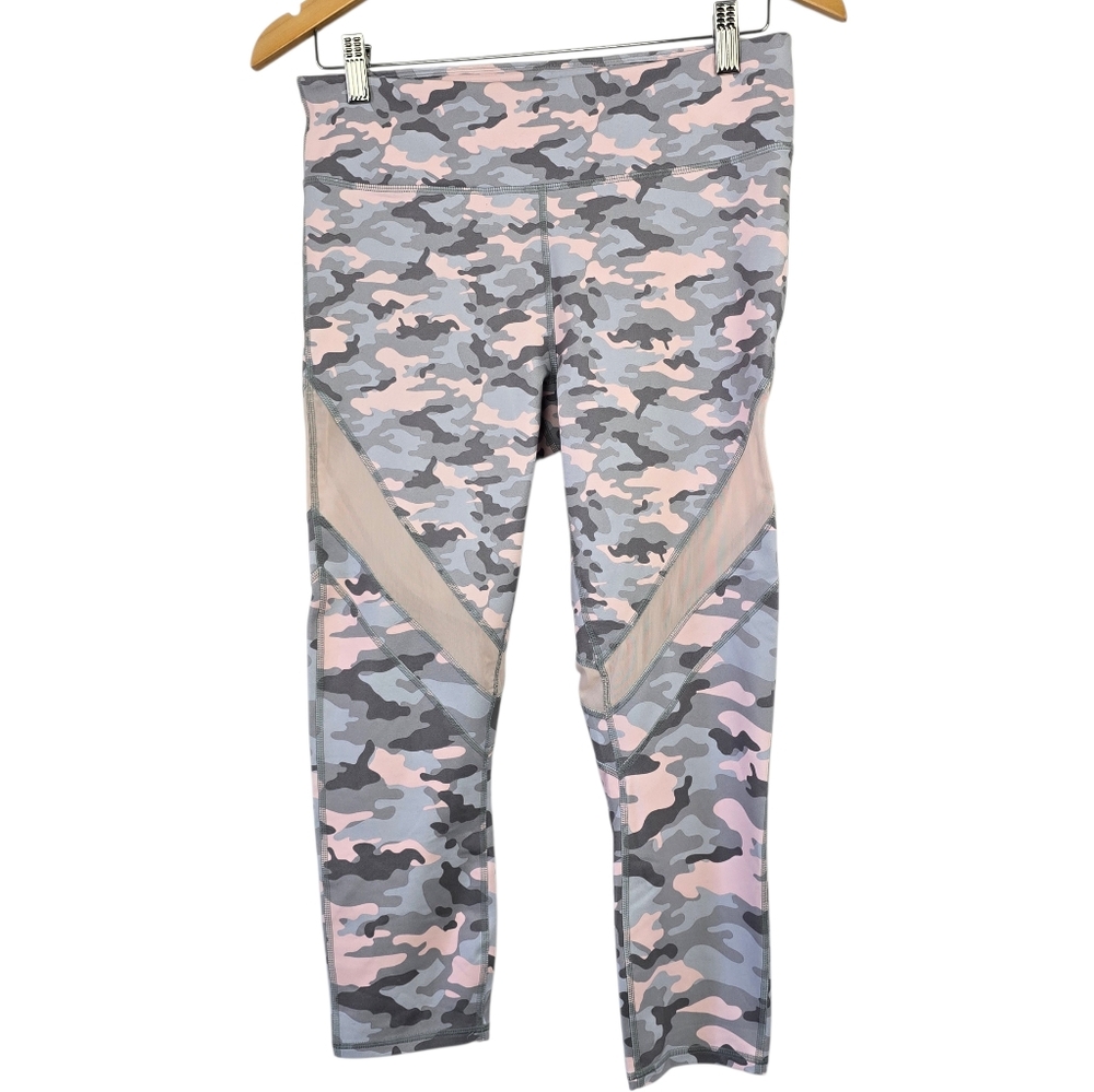 Fabletics Powerhold Camouflage Cropped Activewear Sporty Yoga Running Leggings